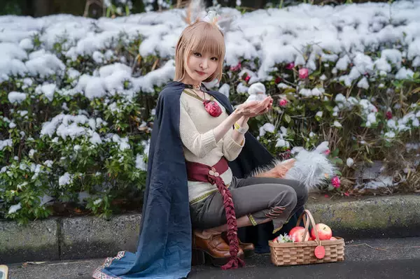 「【コスプレ】褐色肌が雪化粧に際立つ『NIKKE』ノワール、『ドルフロ2』に雪中行軍のターニャまで「ワンフェス」美女レイヤー7選【写真31枚】」の画像