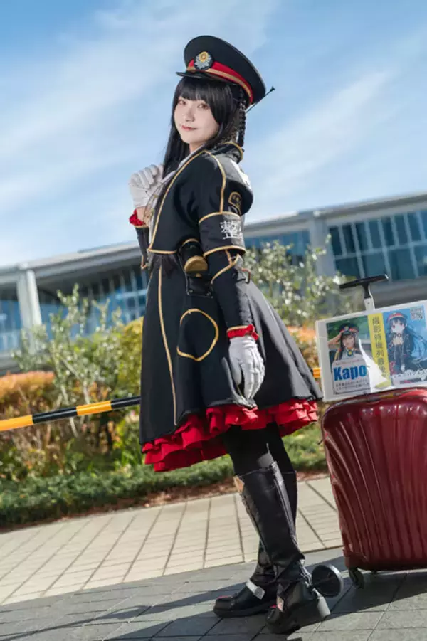 「【コスプレ】ウクライナ美女の『NIKKE』やスタイル抜群な「そに子」が“背中”で魅せる！「コミケ107」美女レイヤー8選【写真34枚】」の画像