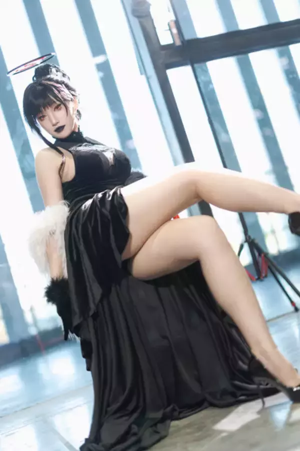 「【コスプレ】リオ、アヤネ、キキョウ…あなたの推しはいる？『ブルアカ』5周年記念美女レイヤー5選【写真37枚】」の画像