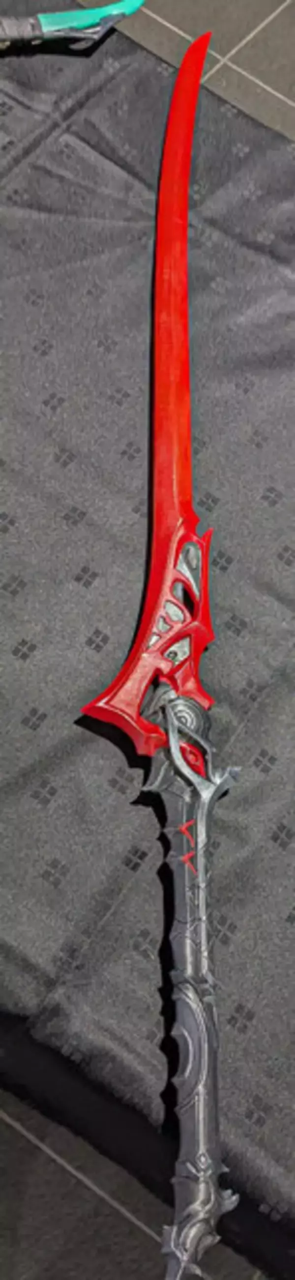 「『デュエットナイトアビス』リリース100日POP-UPイベント開催！コスプレに武器展示、アトラクションまで見どころをフォトレポートでお届け」の画像