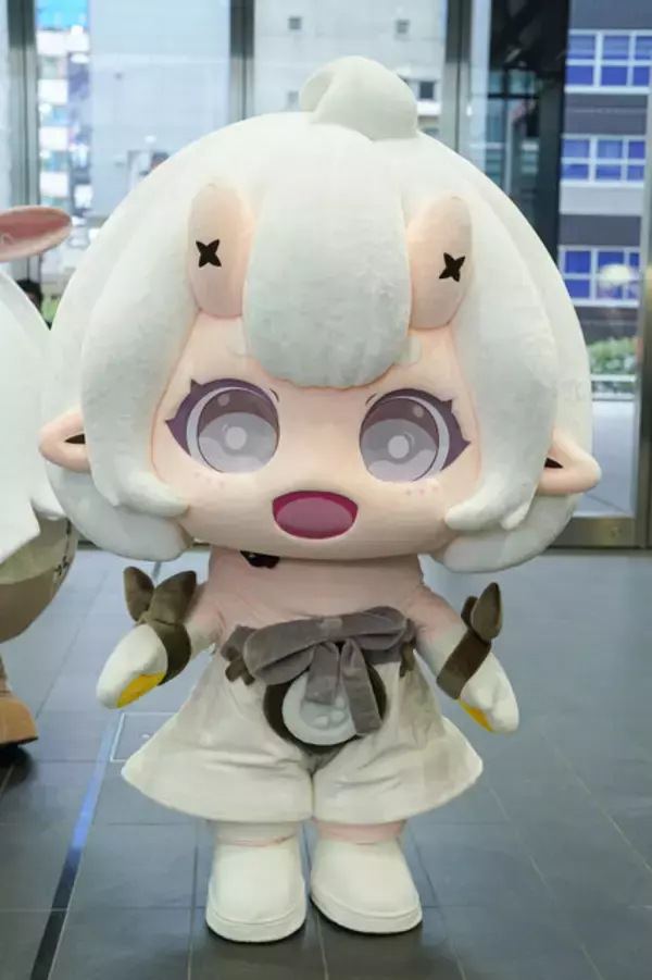 「『デュエットナイトアビス』リリース100日POP-UPイベント開催！コスプレに武器展示、アトラクションまで見どころをフォトレポートでお届け」の画像