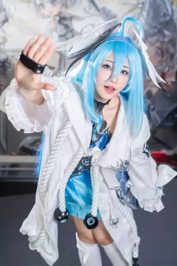 「『デュエットナイトアビス』リリース100日POP-UPイベント開催！コスプレに武器展示、アトラクションまで見どころをフォトレポートでお届け」の画像