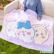 嬉しそうなハチワレに癒される！「ちいかわ」ふわふわ生地の超BIGマイヤーブランケットがムチャカワ
