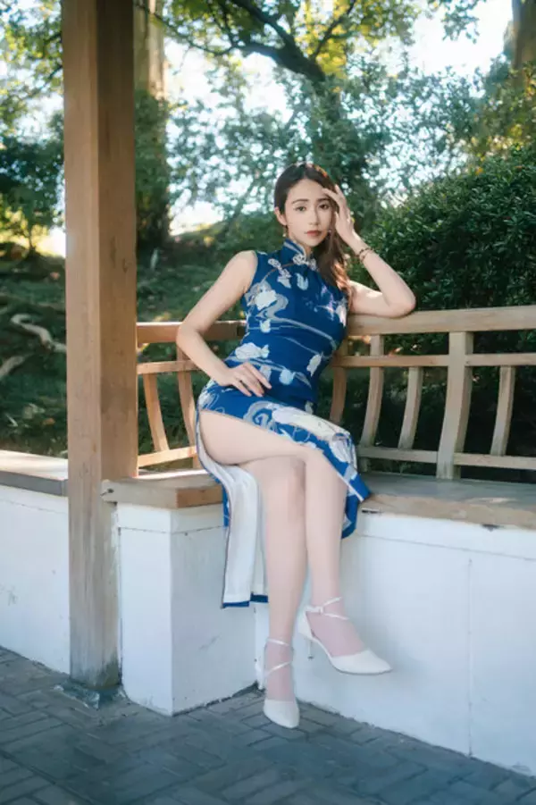 「写真展「フォクトレンダーで撮る旗袍(チャイナドレス)」が12月19日から開催─異国の美を切り取った、唯一無二の瞬間に触れる」の画像