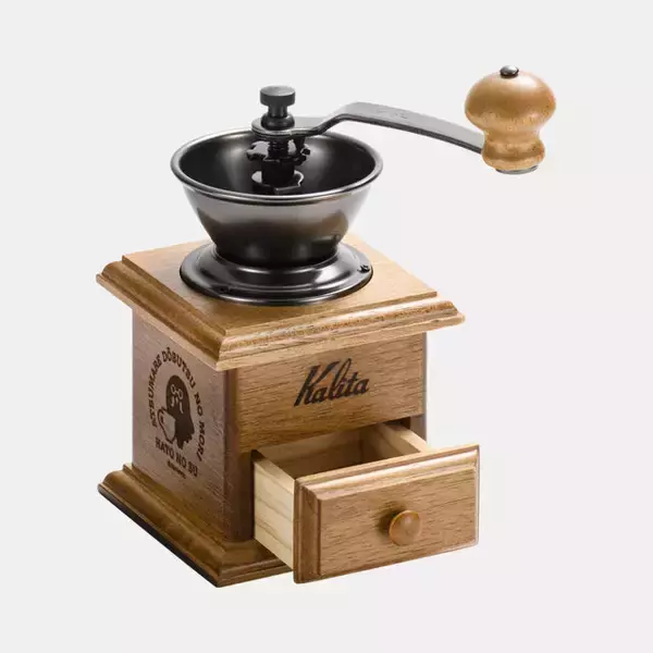 「『あつ森』“喫茶ハトの巣”をテーマにした新グッズ発売！マスターが使う「コーヒーミル」らを実際に商品化」の画像