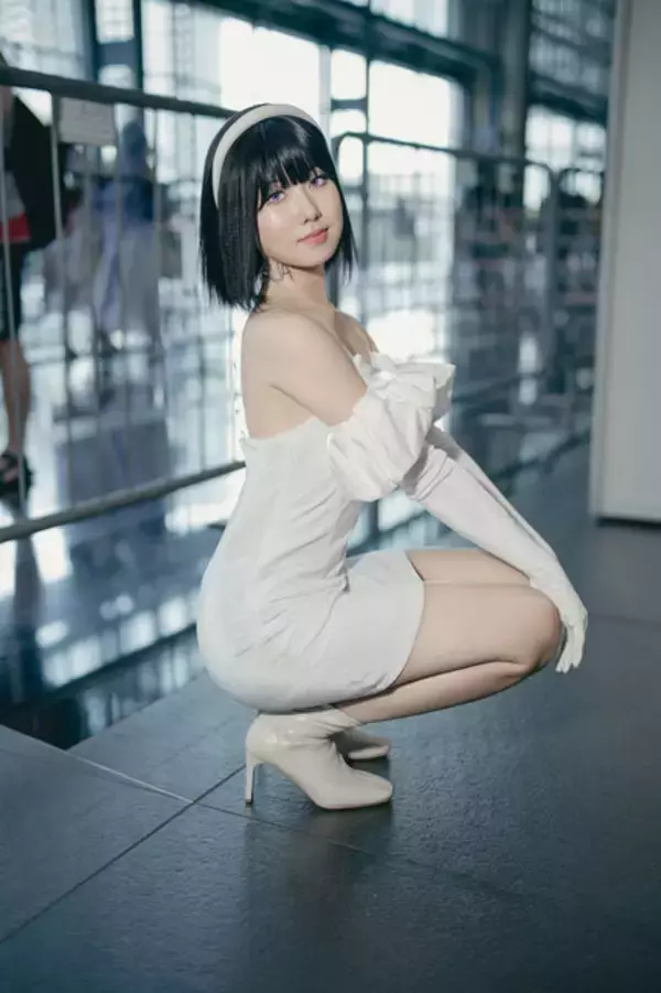 「【コスプレ】純白を思わせる透明感！「エイリアンステージ」スアが抜群のプロポーション【写真7枚】」の画像