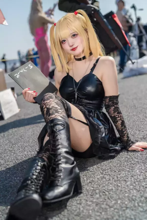 「【コスプレ】ニーハイ＆ガーターベルトの絶対領域！「ミサミサ」のコケティッシュな魅力を炸裂させる美女レイヤー【写真9枚】」の画像