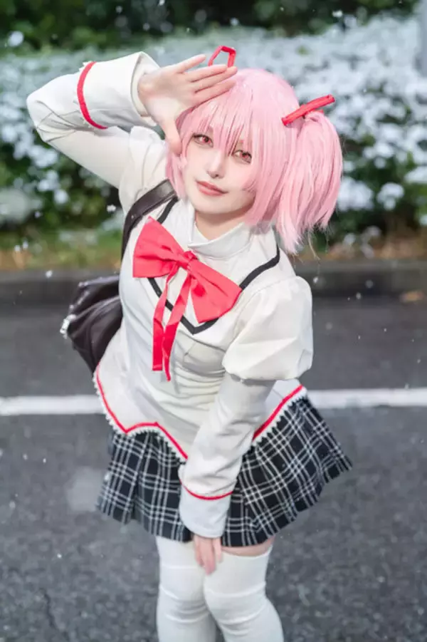 「【コスプレ】褐色の美ボディな『ポケモン』カナリィ、寒さに負けないバニーガールや雪化粧を纏うミクなど「ワンフェス」美女レイヤー6選【写真27枚】」の画像