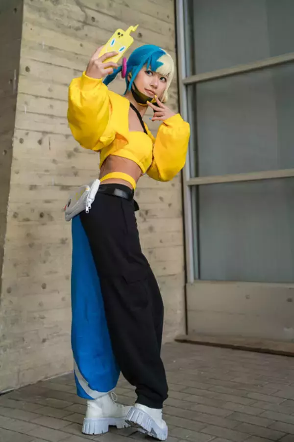 「【コスプレ】褐色の美ボディな『ポケモン』カナリィ、寒さに負けないバニーガールや雪化粧を纏うミクなど「ワンフェス」美女レイヤー6選【写真27枚】」の画像