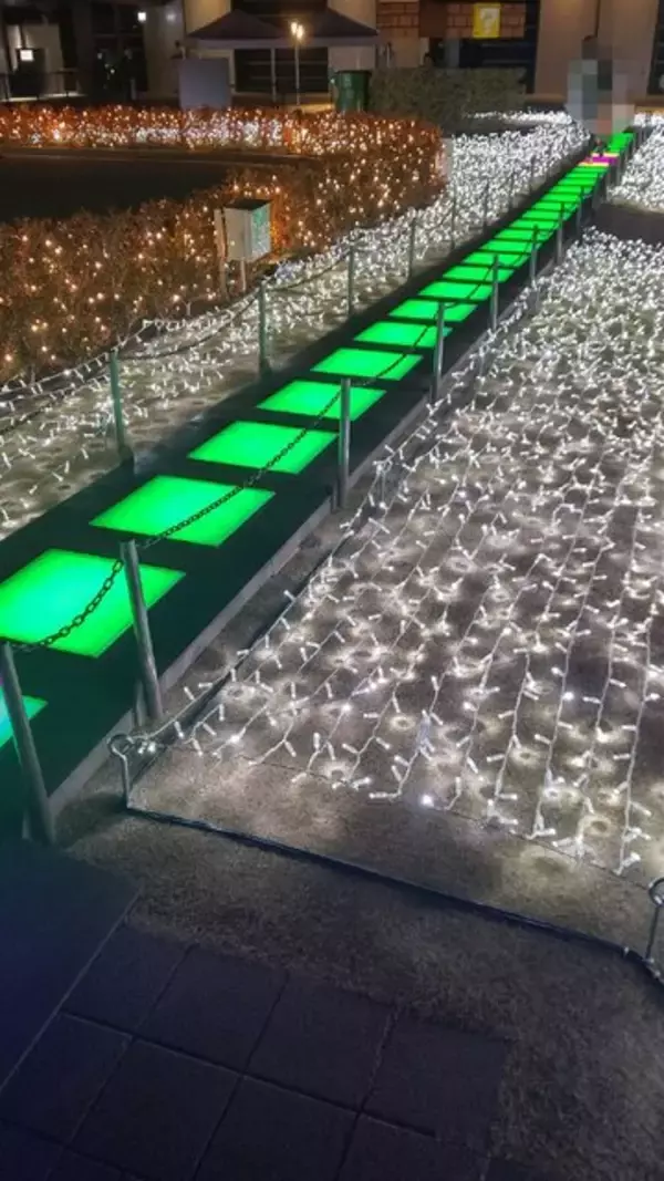 「ニンテンドーミュージアムがライトアップ！アートギャラリーや『マリオ』40周年記念イベントなど期間限定施策を見てきました【レポート】」の画像