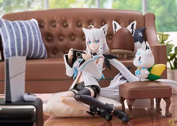 「「PS」歴代ハード7機がミニチュア化！ポケステや『みんゴル』『ブラボ』ほか、コントローラーを握れる手など豪華セット」の画像