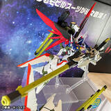 「「デスティニーガンダムSpecII＆ゼウスシルエット」がHGガンプラでも商品化！デスティニーは待望の“通常カラー”で登場」の画像1