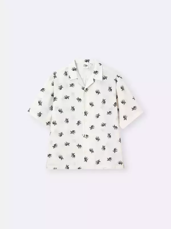 「GUとアニメ「ジョジョの奇妙な冒険」が初コラボ！承太郎とスタープラチナ、4部キャラ集合のTシャツなど全11種を展開」の画像