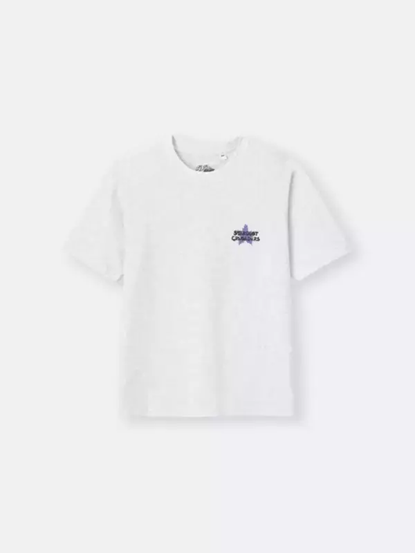 「GUとアニメ「ジョジョの奇妙な冒険」が初コラボ！承太郎とスタープラチナ、4部キャラ集合のTシャツなど全11種を展開」の画像