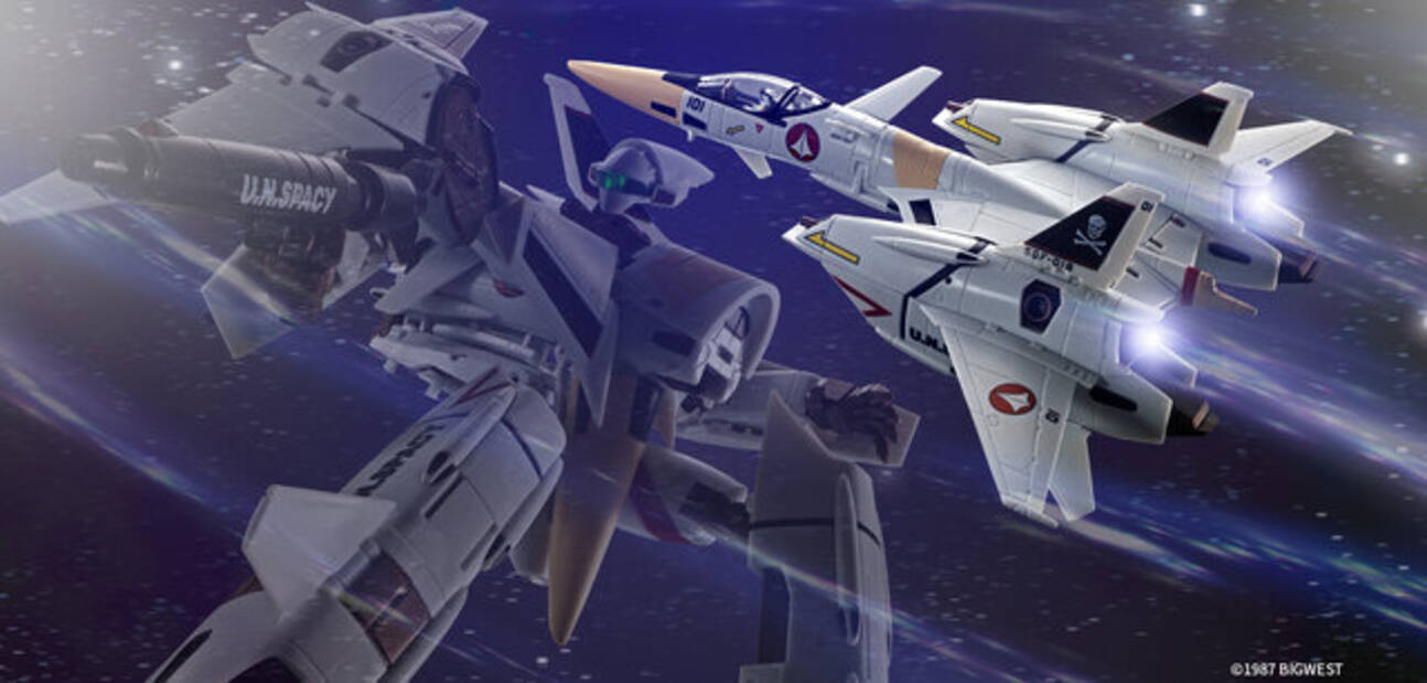 リン・ミンメイ&早瀬未沙が美しい…！「HI-METAL R VF-4 ライトニング 