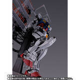 「約10万円！横浜の「動くガンダム」がドック台座付属で大型可動フィギュア化―5月28日23時までの抽選販売締切が迫る」の画像5