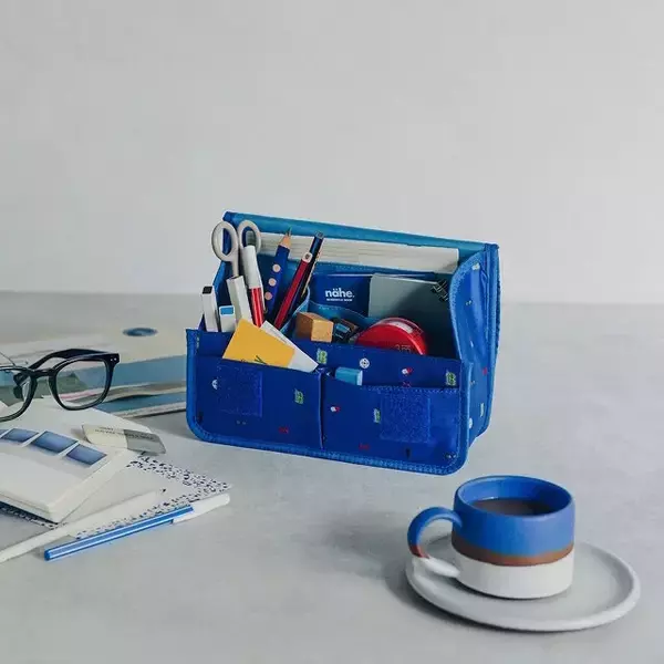 「ほぼ日より「名探偵コナン」コラボ文具が2月1日発売！一冊丸ごと原作イラストを使用した手帳、腕時計型麻酔銃の下敷きなど豊富なデザイン」の画像