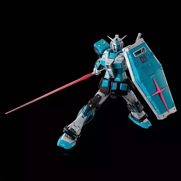 「初音ミク専用ガンダム、出る！コラボ仕様のRGガンプラ「ガンダム Ver.2.0」「ザクII」が抽選販売中」の画像