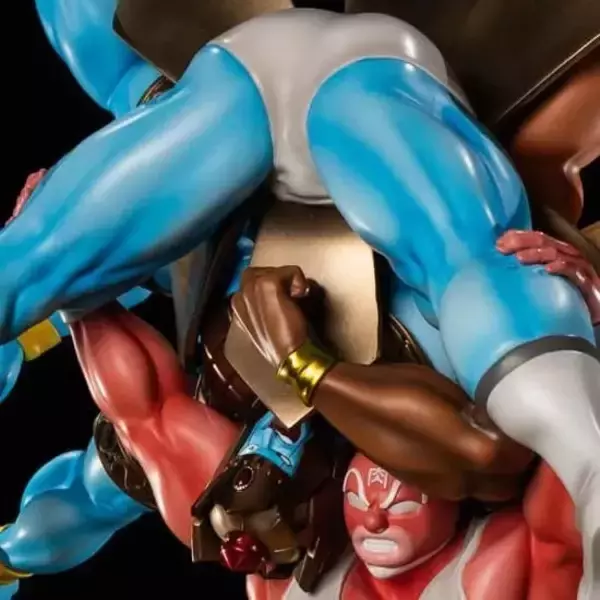 「お値段約33万に相応しい圧倒的迫力！「キン肉マン」至高のタッグ技「マッスル・ドッキング」が立体化、ジオラマベースにより360度全ての角度を楽しめる」の画像