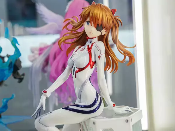 「エヴァ」アスカ＆レイに「着せ恋ｘマリン船長」魅惑のコラボ、ミクさんから人気絵師までフィギュアの魅力が楽しめる【WF2026冬】