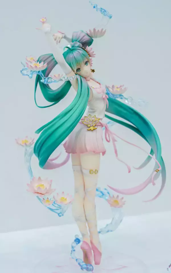 「「エヴァ」アスカ＆レイに「着せ恋ｘマリン船長」魅惑のコラボ、ミクさんから人気絵師までフィギュアの魅力が楽しめる【WF2026冬】」の画像