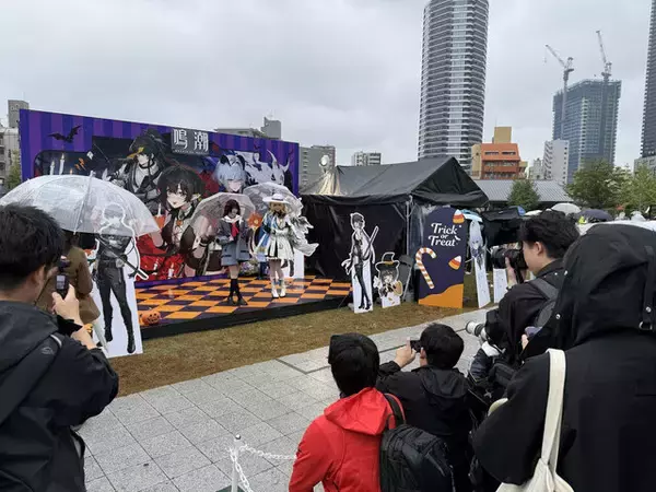 「【コスプレ】腰が細すぎる！透き通るような白い柔肌と美脚を武器に『鳴潮』ガルブレーナが推して参る【写真9枚】」の画像