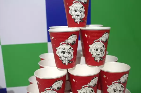 「ファミマがゲーセン化!? ファミリーマートが掲げる新テーマ「あそべるコンビニ」とは？『原神』『呪術廻戦』コラボ商品の先行公開もされた「ファミフェス2025」レポート」の画像