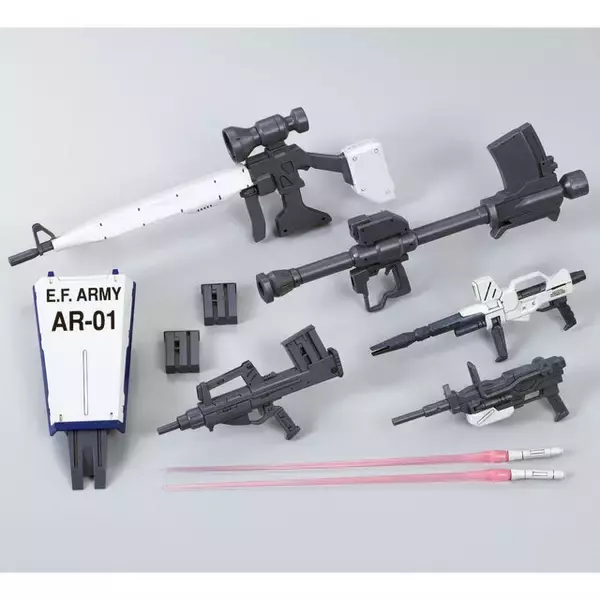 「ガンプラ「MG 1/100 ジム・スナイパーII（ホワイト・ディンゴ隊仕様）」が再販！白と紺を基調とする印象的な機体を再現」の画像