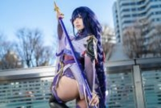 【コスプレ】新体操の経験を生かした美しくしなやかなポージングは必見！『原神』雷電将軍の大胆に魅せる美脚に釘付け【写真11枚】