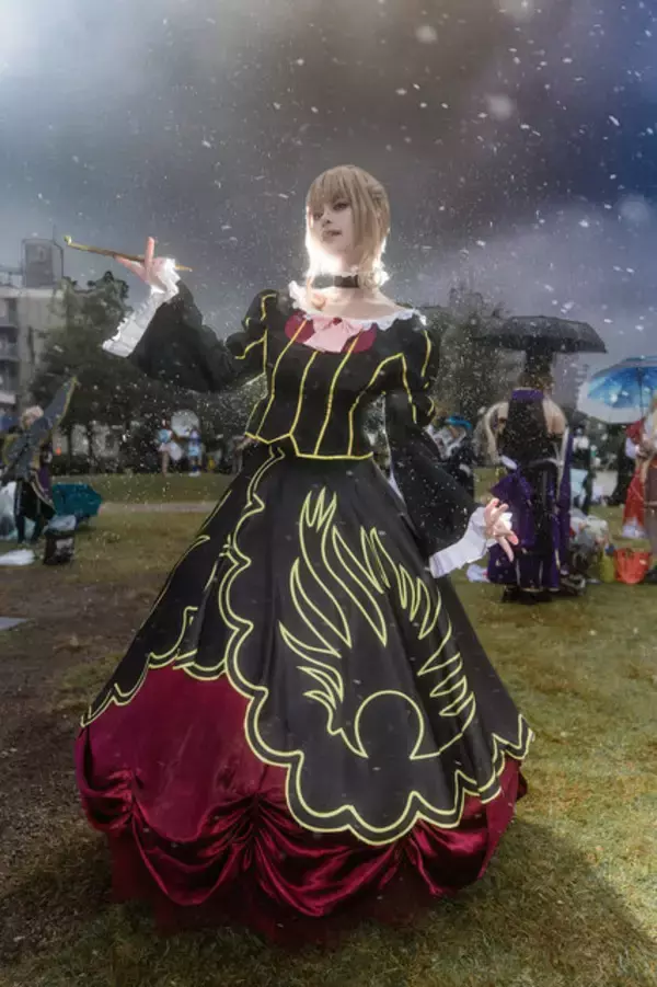 「【コスプレ】46歳大阪のおばちゃんが美しすぎる！血染めの皇女や学マスまで役者が勢揃いの「池ハロ2025」美女レイヤー6選【写真22枚】」の画像