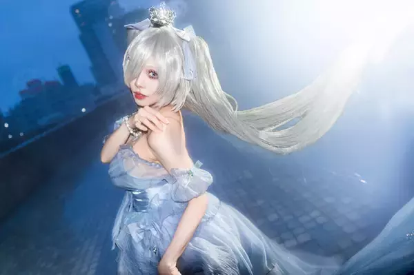 「【コスプレ】46歳大阪のおばちゃんが美しすぎる！血染めの皇女や学マスまで役者が勢揃いの「池ハロ2025」美女レイヤー6選【写真22枚】」の画像