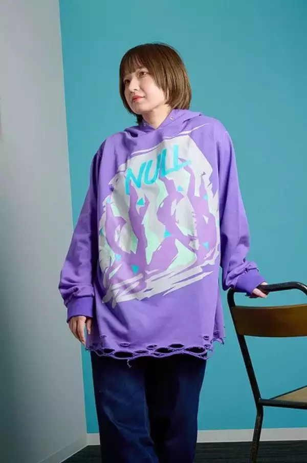 「『ウマ娘』エアシャカールの私服を完全再現！「NULL」パーカーと格子柄のジャケットが予約締切間近」の画像