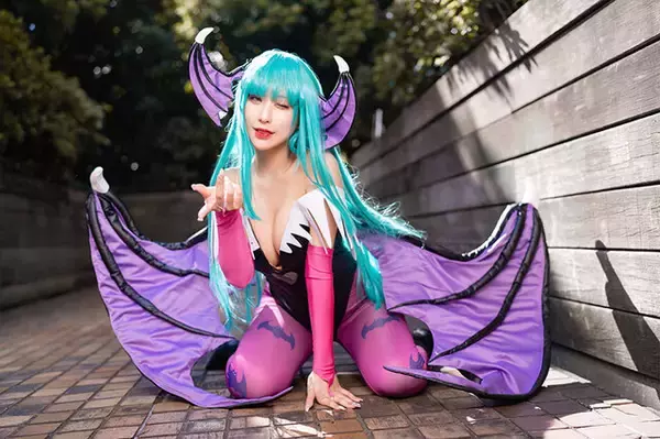【コスプレ】『ヴァンパイア』モリガンが妖艶な美しさを放つ！人気レイヤー・花宮いのり【写真10枚】