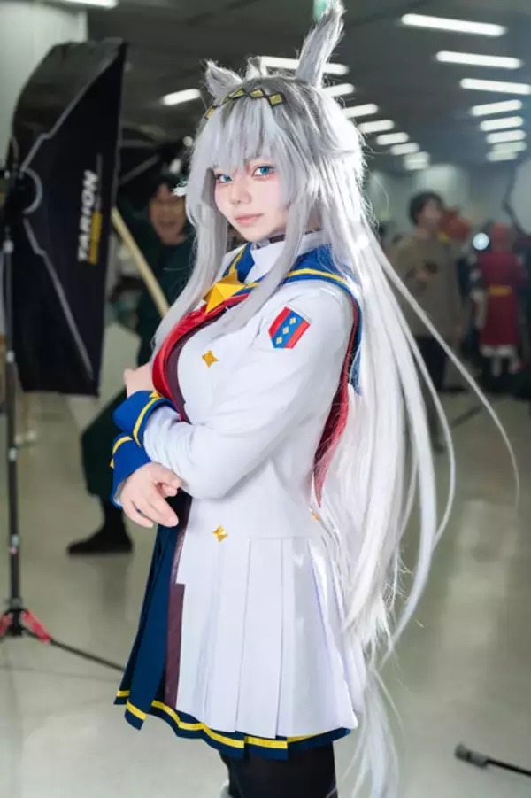 「【コスプレ】躍動感溢れるポージングで髪をなびかせる疾走感が心地よい！奇跡のウマ娘「オグリキャップ」の美女レイヤーが出走【写真7枚】」の画像