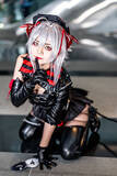 「【コスプレ】韓国美女レイヤー、『アークナイツ』Wのポージングが躍動！まるで楽器を奏でるように動きで世界観を伝える【写真7枚】」の画像4