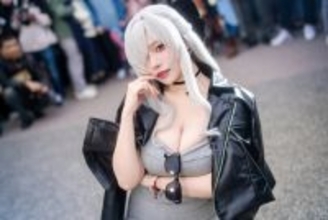 【コスプレ】タイトなワンピースにねじ込んだ美ボディが蠱惑的！香港アイドルの『NIKKE』シンデレラは妖艶さも完璧【写真7枚】