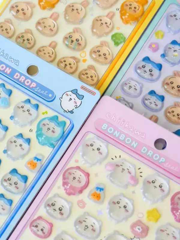 「ちいかわ ボンボンドロップシール」がちいかわらんど全店で抽選販売！対象はハチワレ、うさぎたちの4種セット