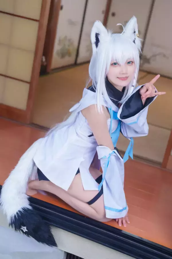 「【コスプレ】10月5日は「ホロライブ」白上フブキの誕生日！白髪ケモミミがキュートな愛されフブさんコスプレまとめ【写真51枚】」の画像