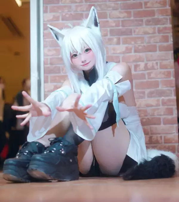 「【コスプレ】10月5日は「ホロライブ」白上フブキの誕生日！白髪ケモミミがキュートな愛されフブさんコスプレまとめ【写真51枚】」の画像