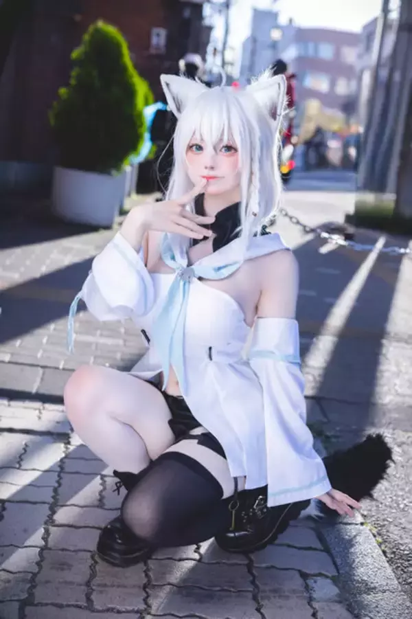 「【コスプレ】10月5日は「ホロライブ」白上フブキの誕生日！白髪ケモミミがキュートな愛されフブさんコスプレまとめ【写真51枚】」の画像