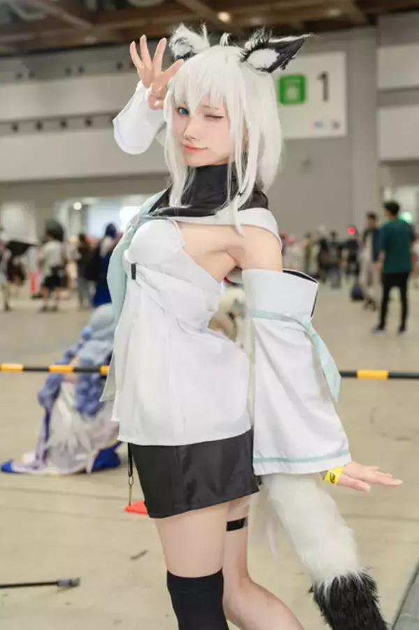 「【コスプレ】10月5日は「ホロライブ」白上フブキの誕生日！白髪ケモミミがキュートな愛されフブさんコスプレまとめ【写真51枚】」の画像