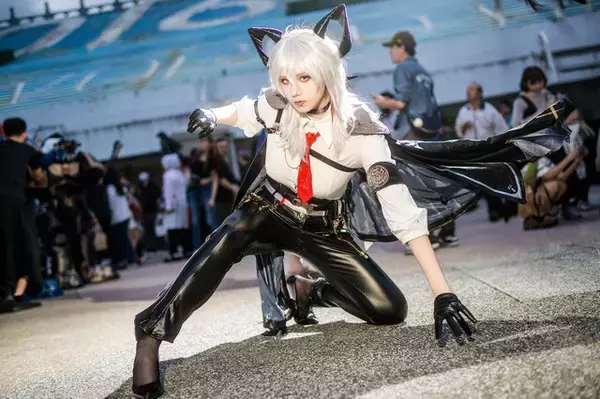 「【コスプレ】太ももが美しすぎる2B、「バイオ」エイダのチャイナドレスに魅惑のバニーガールまで！ポージングも見応え抜群な台湾美女レイヤー9選【写真38枚】」の画像