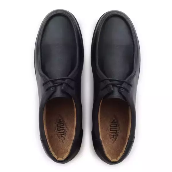 「カメラマン用の黒革靴「ガイア」「マッシュ」「オルテガ」が12月19日発売―黒い三連星やガンダムとは特に関係ない」の画像