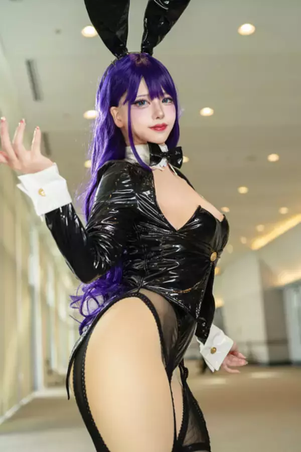 「【コスプレ】バニー衣装に美しいスタイルから繰り出すポージングが魅惑的！「着せ恋」ありさの美女レイヤーに恋してしまう【写真9枚】」の画像