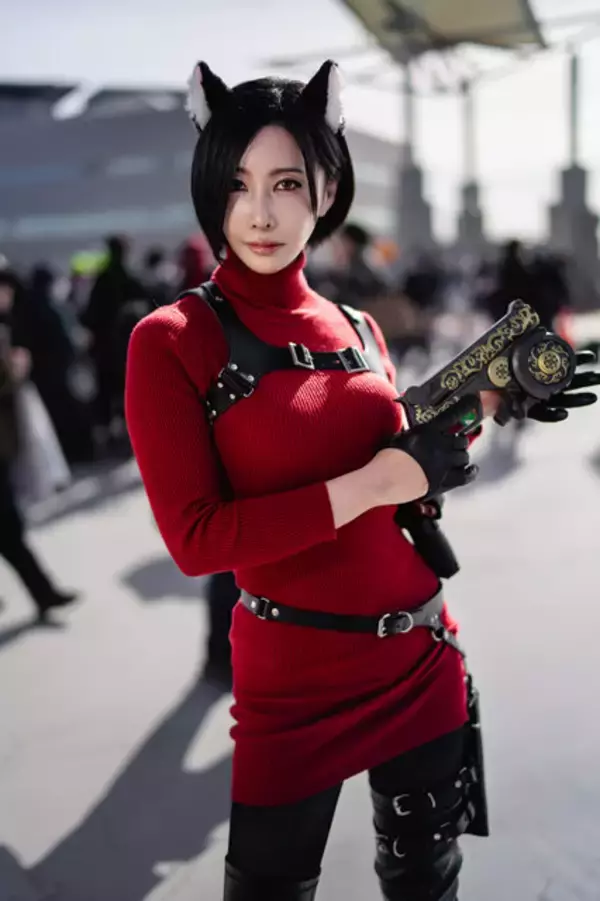 「【コスプレ】ライザ、バイオ、NIKKEまで勢揃い！昨年の冬コミケで輝いた美女レイヤーをプレイバック」の画像