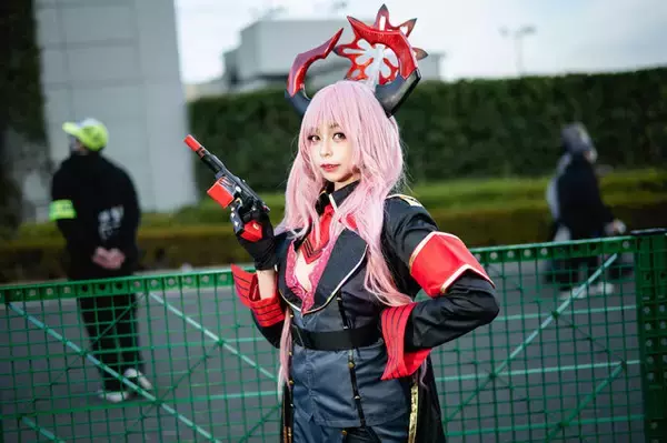 「【コスプレ】ライザ、バイオ、NIKKEまで勢揃い！昨年の冬コミケで輝いた美女レイヤーをプレイバック」の画像