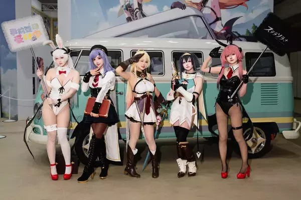 「【コスプレ】ライザ、バイオ、NIKKEまで勢揃い！昨年の冬コミケで輝いた美女レイヤーをプレイバック」の画像