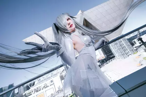 「【コスプレ】ライザ、バイオ、NIKKEまで勢揃い！昨年の冬コミケで輝いた美女レイヤーをプレイバック」の画像