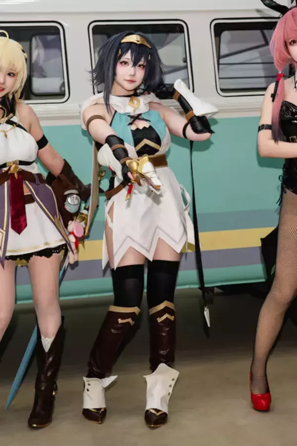 「【コスプレ】ライザ、バイオ、NIKKEまで勢揃い！昨年の冬コミケで輝いた美女レイヤーをプレイバック」の画像