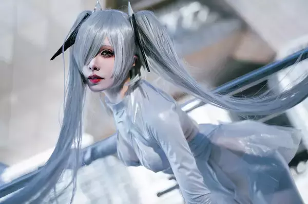 「【コスプレ】ライザ、バイオ、NIKKEまで勢揃い！昨年の冬コミケで輝いた美女レイヤーをプレイバック」の画像